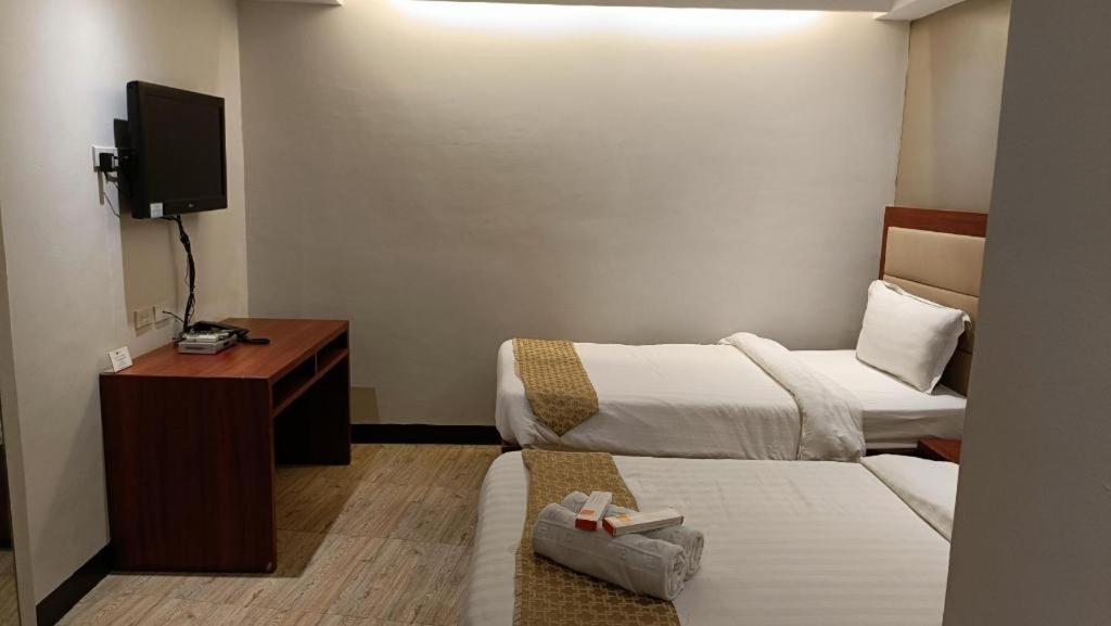 Cherry Midtown Hotel Olongapo Exterior foto