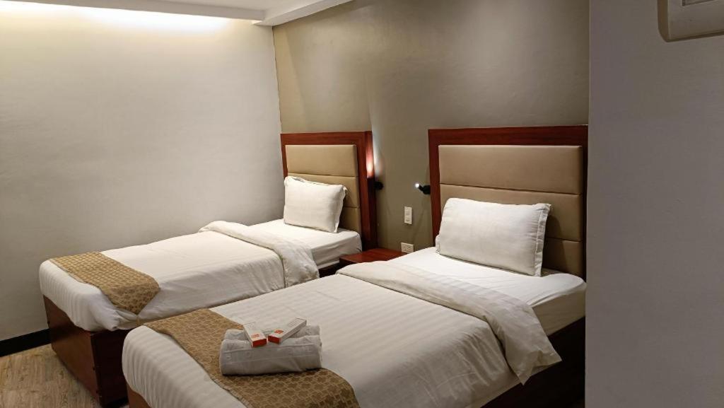 Cherry Midtown Hotel Olongapo Exterior foto