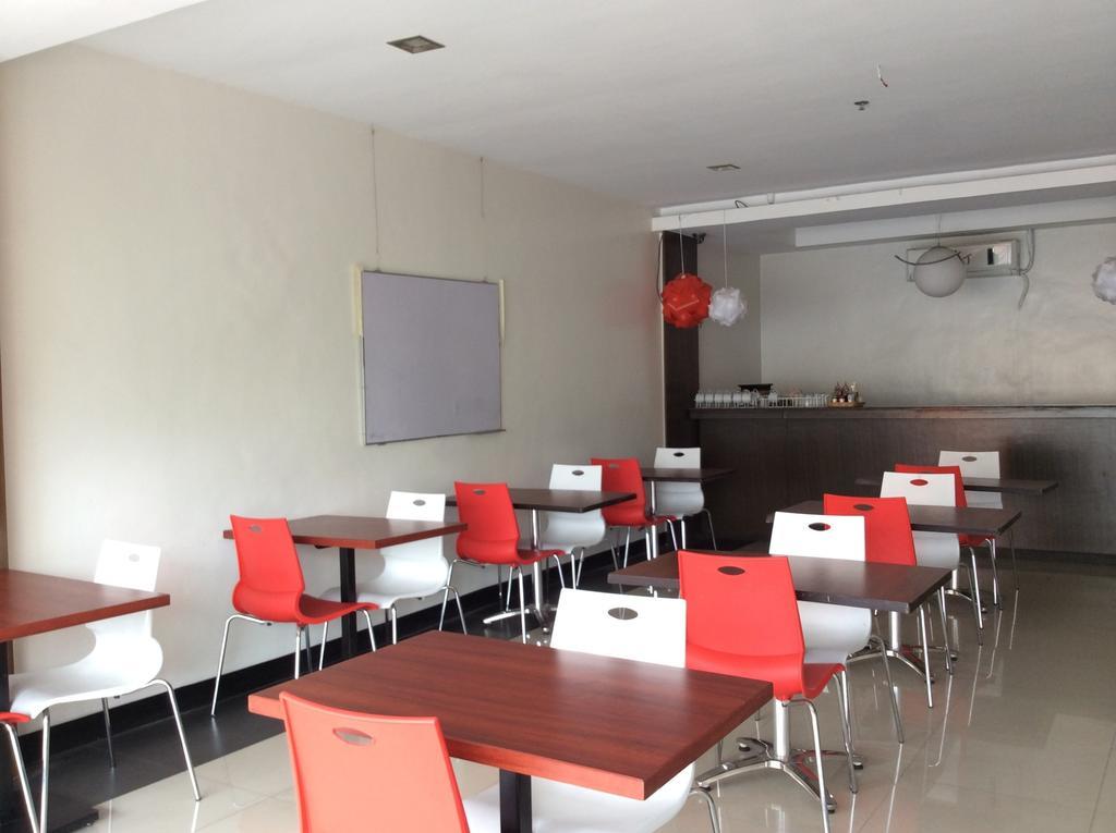 Cherry Midtown Hotel Olongapo Exterior foto