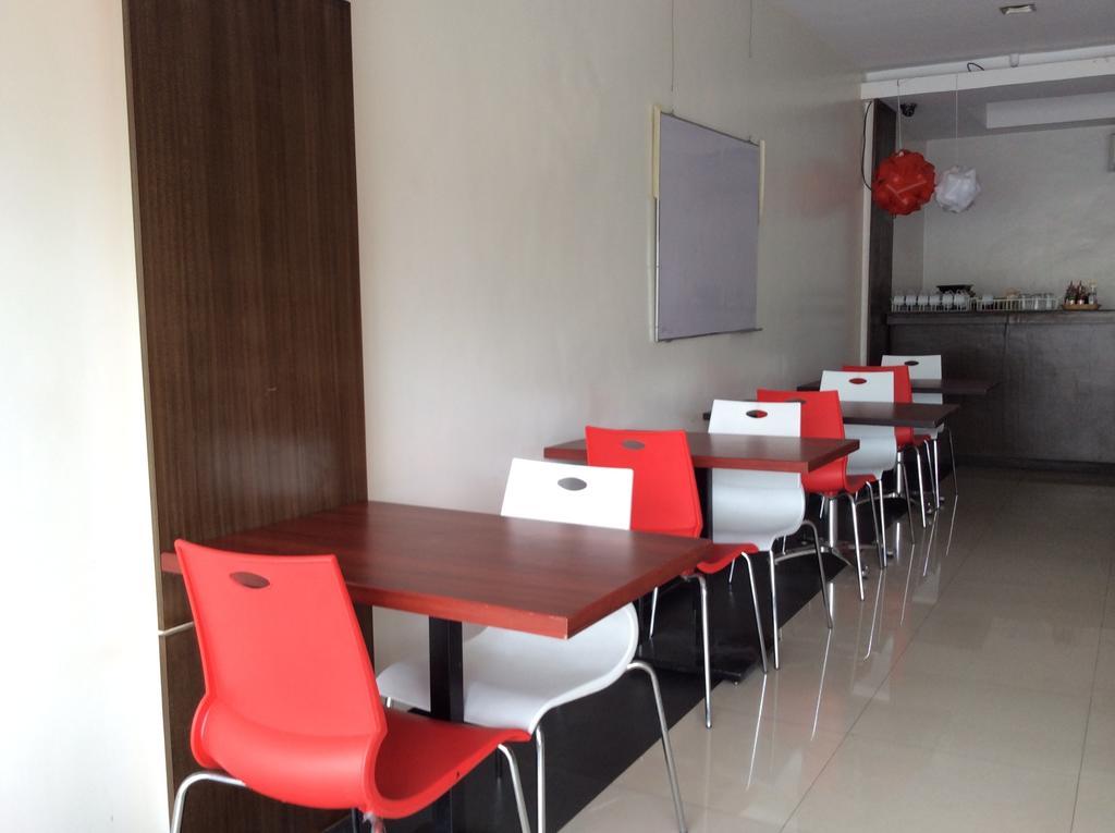 Cherry Midtown Hotel Olongapo Exterior foto