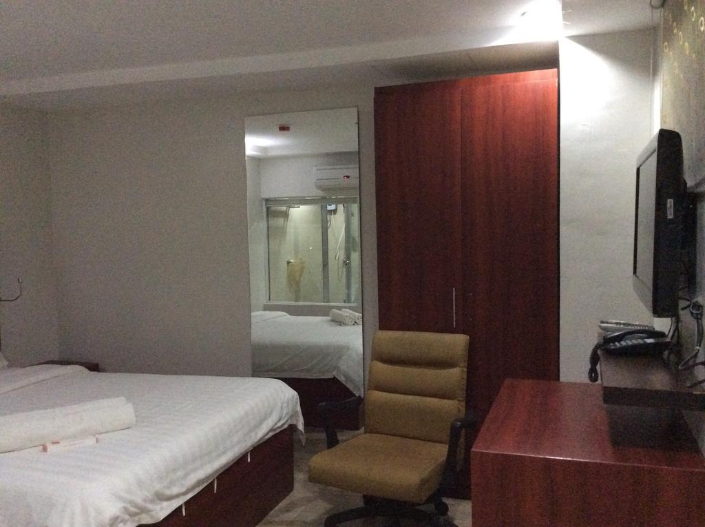 Cherry Midtown Hotel Olongapo Cameră foto