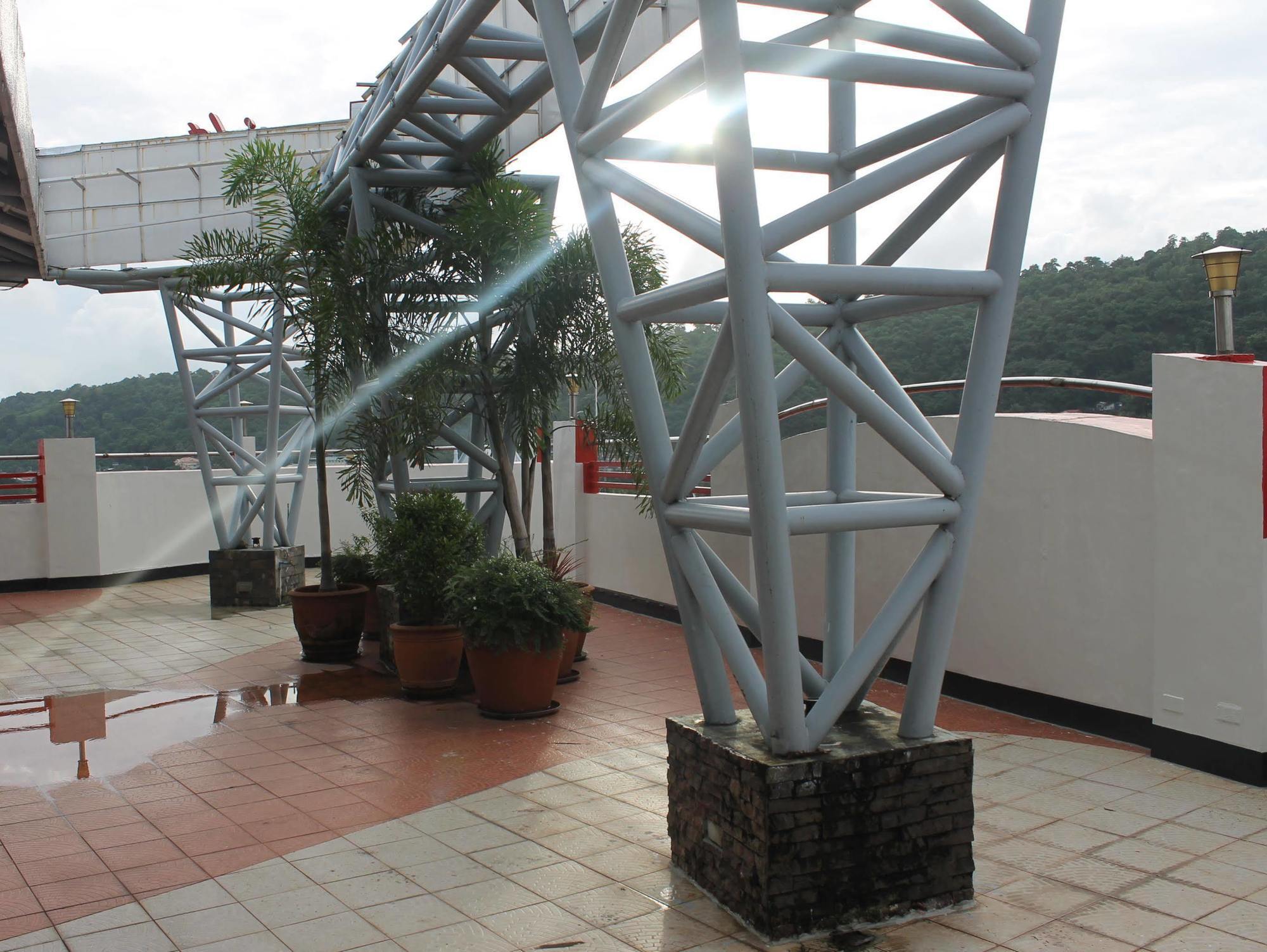Cherry Midtown Hotel Olongapo Exterior foto